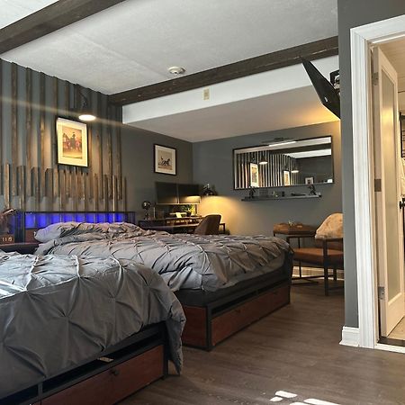 Beautiful Condo Sleeps 4- Only 2 Blocks From Beach Ocean City Bagian luar foto