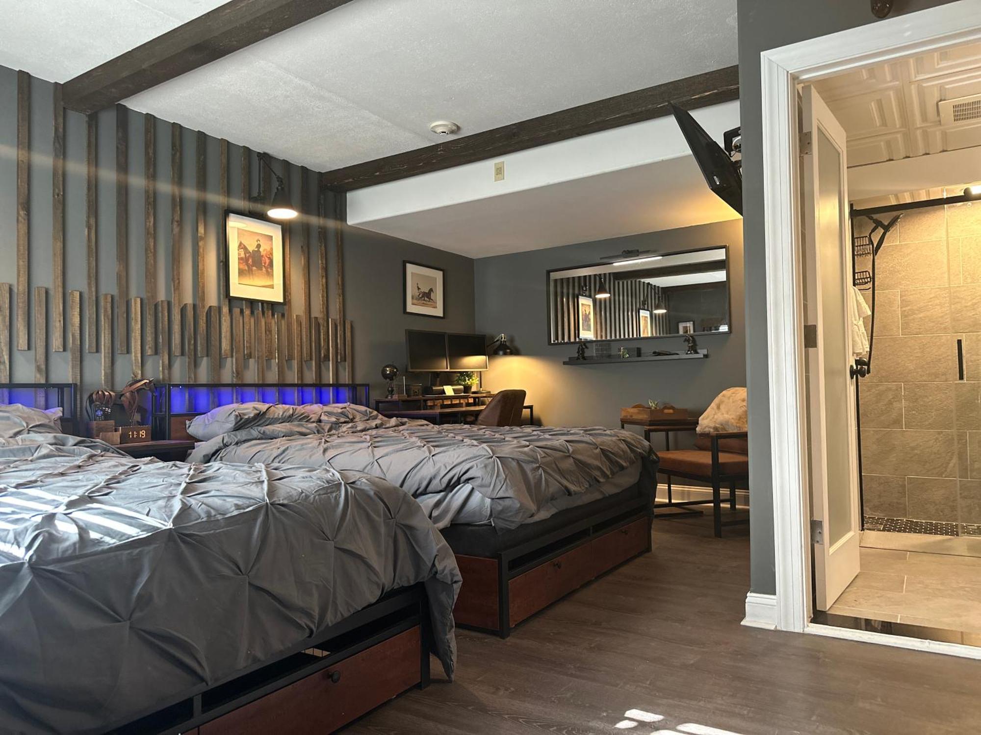 Beautiful Condo Sleeps 4- Only 2 Blocks From Beach Ocean City Bagian luar foto